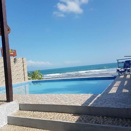 Aura Marina Sands Beach Resort Baler Esterno foto