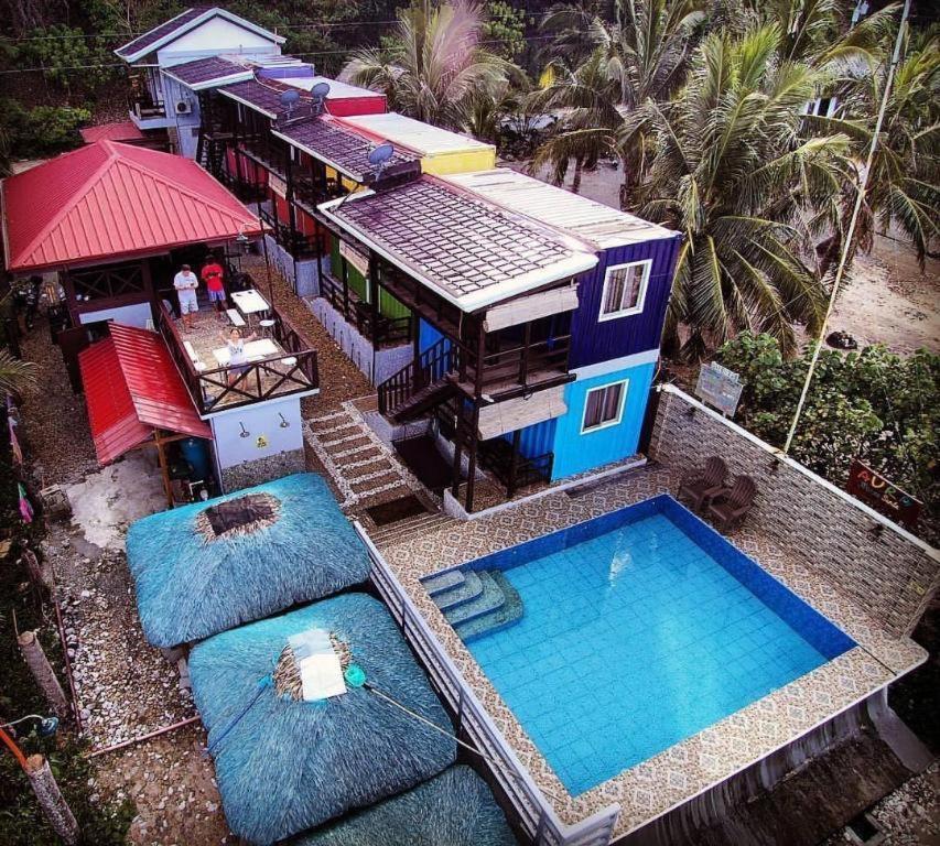 Aura Marina Sands Beach Resort Baler Esterno foto