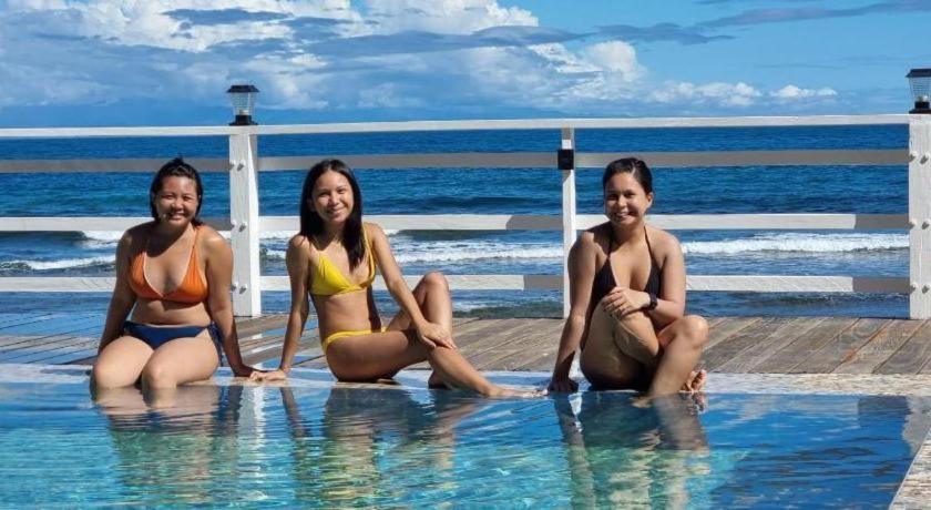 Aura Marina Sands Beach Resort Baler Esterno foto